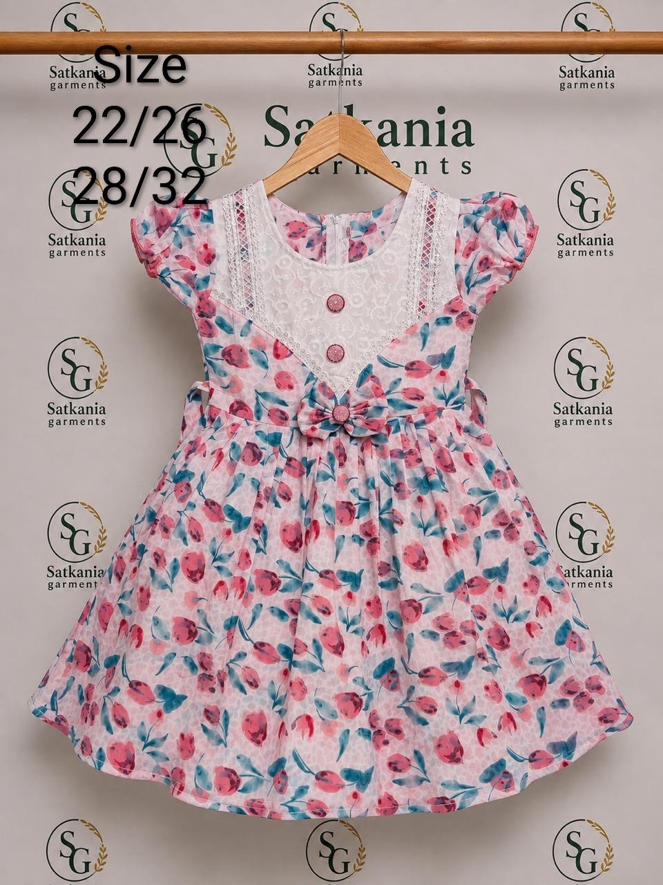 e3c671c7-53a2-44a0-8a32-e180fc32ed66 Cotton fabrics - Image 1